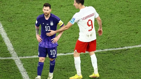 Lionel Messi didn't look at Robert Lewandowski
