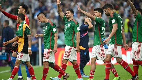 Mexico players applaud fans