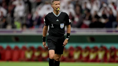 Daniele Orsato was the referee of Qatar vs Ecuador