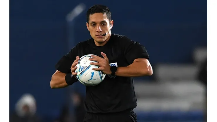 Jesús Valenzuela Sáez will be the referee