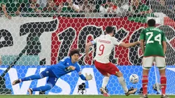Guillermo Ochoa, Robert Lewandowski - Mexico vs Poland - Qatar 2022