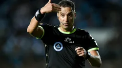 Referee Fernando Rapallini