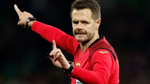 Match Referee Chris Beath