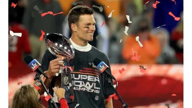 Tom Brady - Tampa Bay Buccaneers - NFL 2021 / Super Bowl LVI