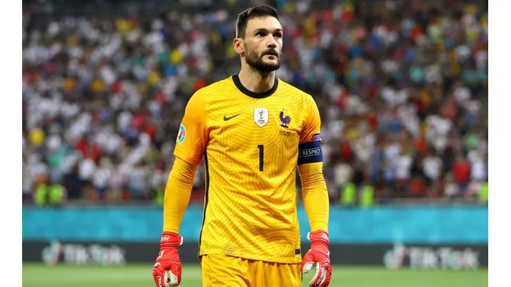 Lloris of France