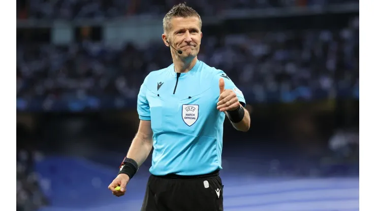 Daniele Orsato at the Champions League