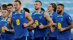 Harry Kane warms up with team mates during the England training session at Al Wakrah Stadium on November 16, 2022 in Doha, Qatar.