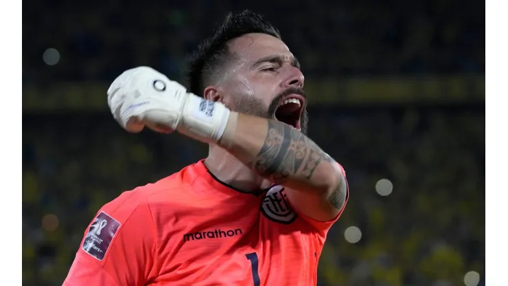 Hernán Galindez celebrates after the last game of the qualifiers