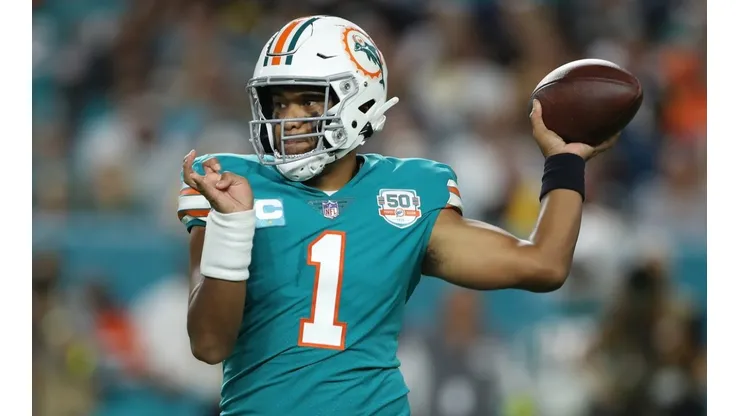 Tua Tagovailoa - Miami Dolphins - NFL 2022