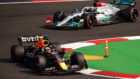 Max Verstappen and George Russell during qualifying of the F1 Grand Prix of Mexico