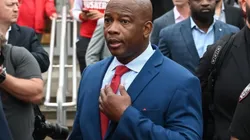 HC Mickey Joseph of Nebraska Cornhuskers (Futbolsites)