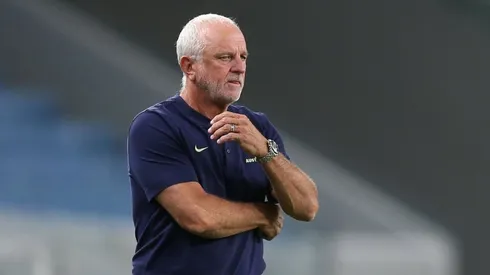 HC Graham Arnold of Australia (Futbolsites)