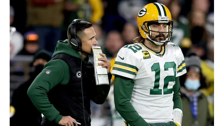 Packers head coach Matt LaFleur (left) and Aaron Rodgers.