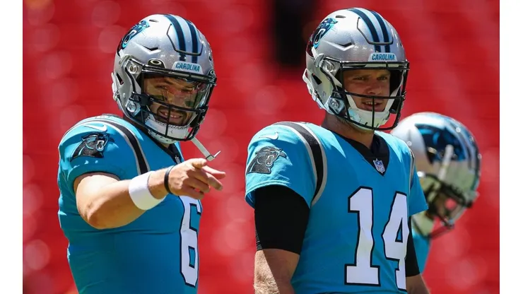 Baker Mayfield (left), Sam Darnold (right) - Carolina Panthers - NFL 2022