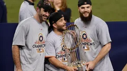 The 2017 Houston Astros hoist the Commissioner's Trophy