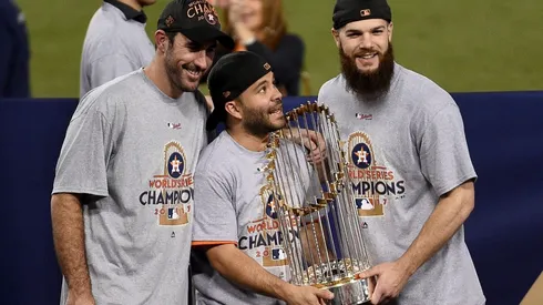The 2017 Houston Astros hoist the Commissioner's Trophy