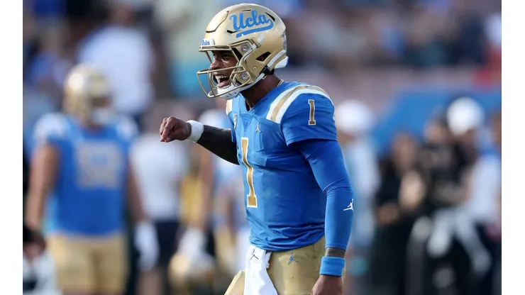 Dorian Thompson-Robinson of the UCLA Bruins
