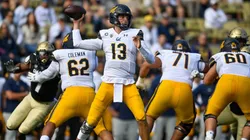 California Golden Bears QB Jack Plummer passing against Colorado