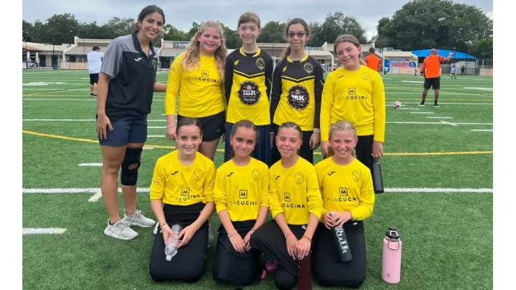 Benchi FC's girls soccer team.
