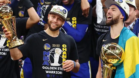 Stephen Curry and Klay Thompson of the Golden State Warriors celebrate