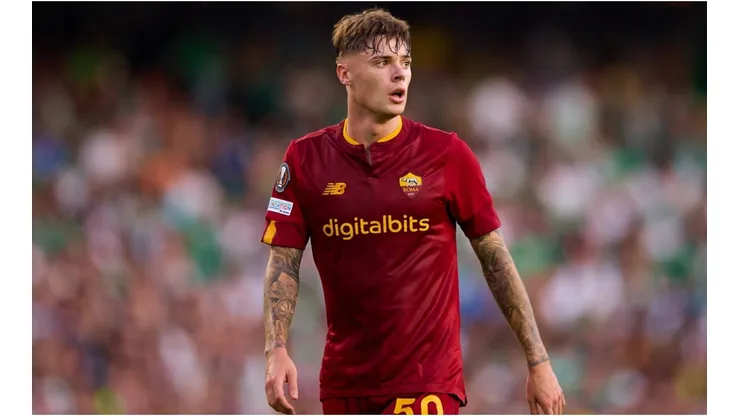 Nicola Zalewski of AS Roma