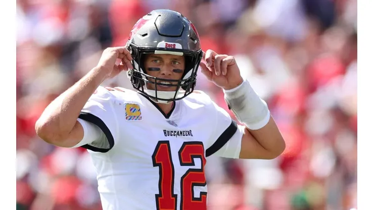 Tom Brady - Tampa Bay Buccaneers / NFL 2022