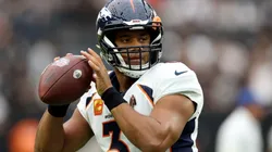 Russell Wilson - Denver Broncos / NFL 2022