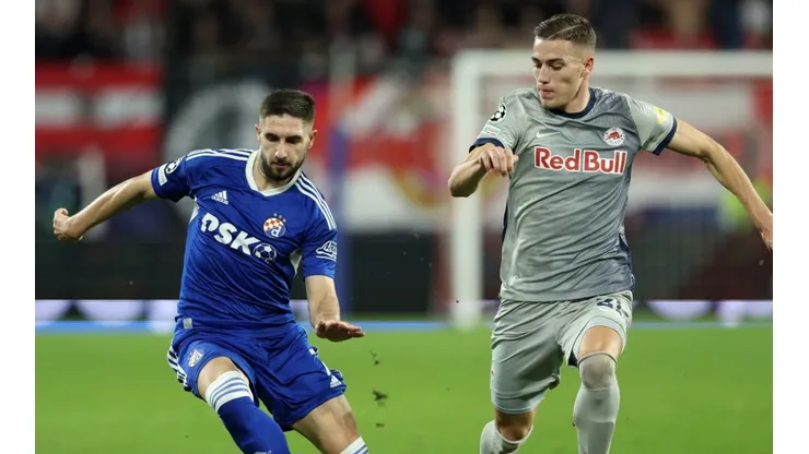 Luka Ivanusec of Dinamo Zagreb (left) and Luka Sucic of RB Salzburg.