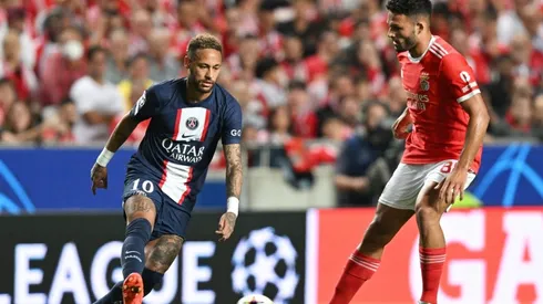 Neymar of Paris Saint-Germain (left) and Goncalo Ramos of Benfica.
