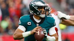 Hurts playing for the Eagles