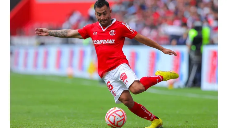 Jean Meneses of Toluca