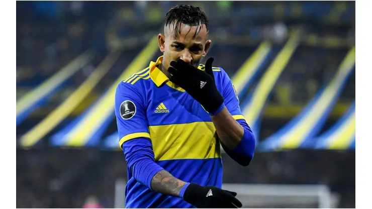 Sebastian Villa of Boca Juniors
