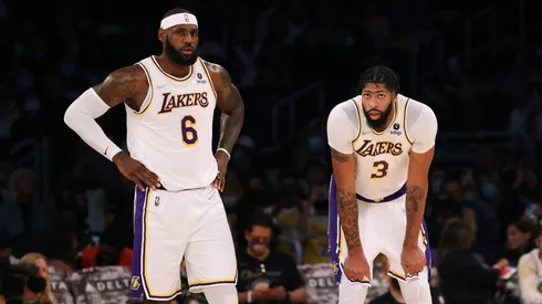 LeBron James (left) and Anthony Davis.