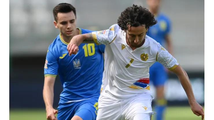 Mykola Shaparenko of Ukraine and Khoren Bayramyan of Armenia