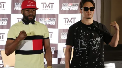 Floyd Mayweather Jr vs Mikuru Asakura