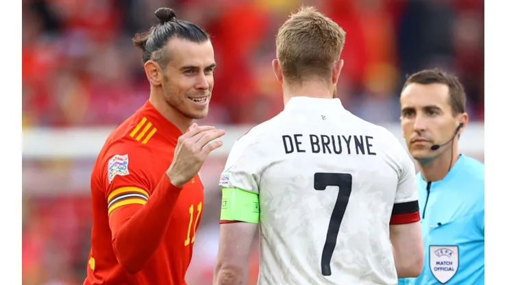 Gareth Bale of Wales and Kevin De Bruyne of Belgium