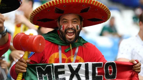 The colorful Mexican fans