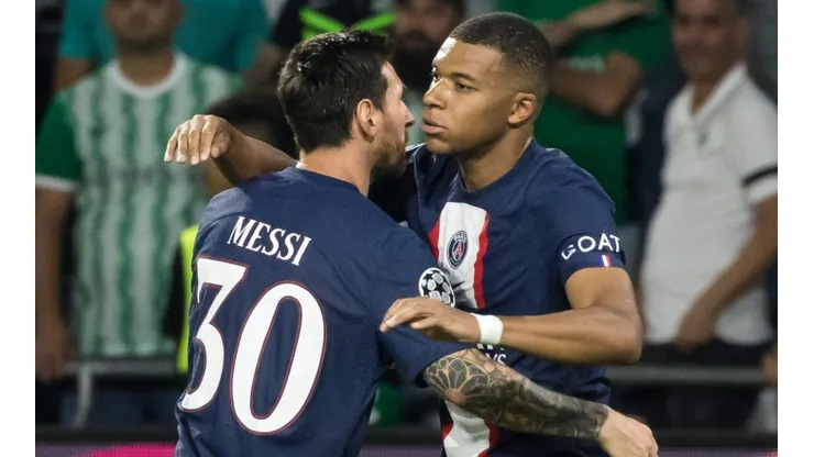Lionel Messi and Kylian Mbappé of PSG