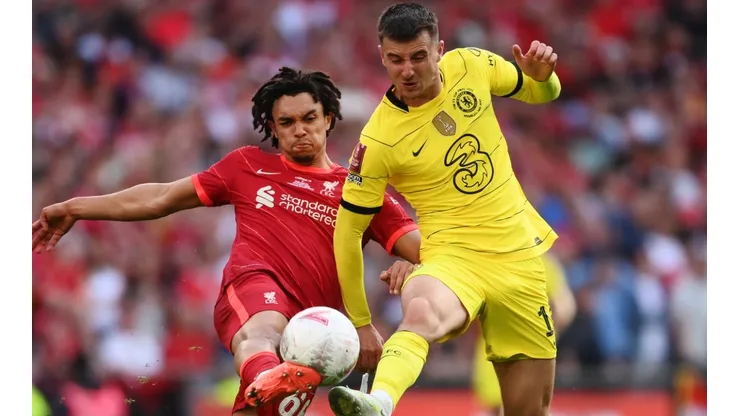 Trent Alexander-Arnold of Liverpool and Mason Mount of Chelsea