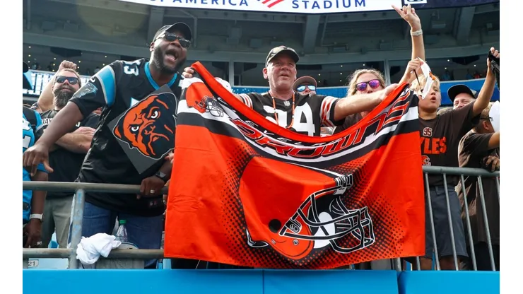 Cleveland Browns fans during the Week 1 game of the 2022 NFL season against the Panthers.