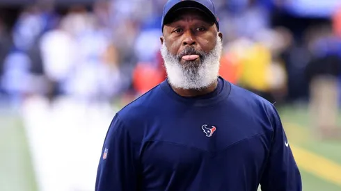 HC Lovie Smith of Texans