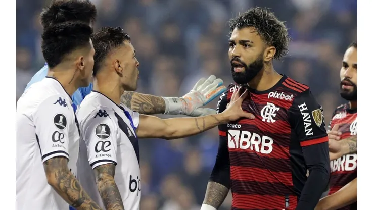 Francisco Ortega of Velez Sarsfield scuffle with Gabriel Barbosa of Flamengo
