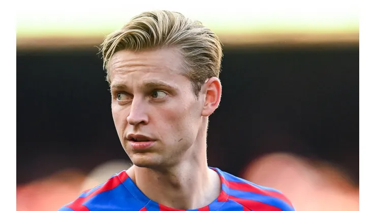 Frenkie de Jong could be living his last days as a Barcelona player.