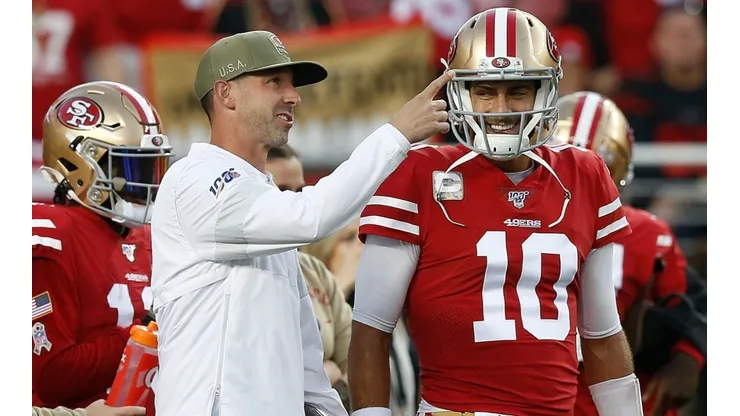 49ers head coach Kyle Shanahan (left) and Jimmy Garoppolo.