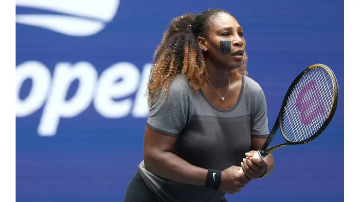 Serena Williams practices in preparation for the 2022 US Open.