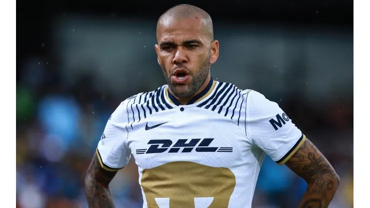 Dani Alves, Pumas UNAM