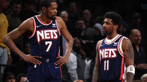 Kevin Durant (left) and Kyrie Irving.