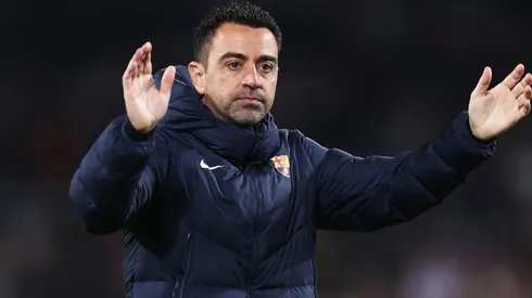 Xavi could lose two of his new signings even without them making their oficial debuts.