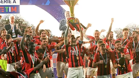 Alessio Romagnoli of AC Milan lifts the Serie A 2021-22 Scudetto trophy