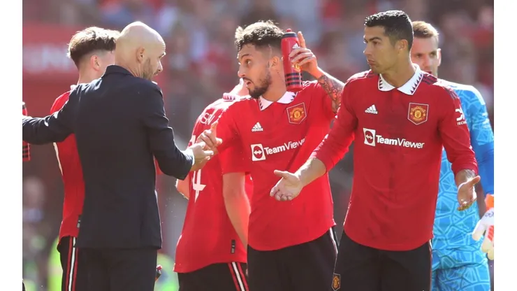 Erik ten Hag and Christiano Ronaldo of Manchester United